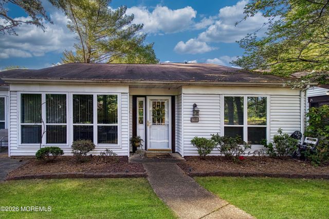 716A Wooton Court, Manchester, NJ 08759