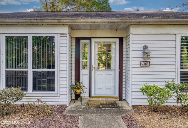 716A Wooton Court, Manchester, NJ 08759