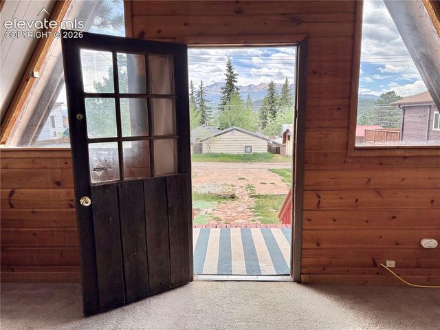 207 E Lake Avenue, Woodland Park, CO 80863