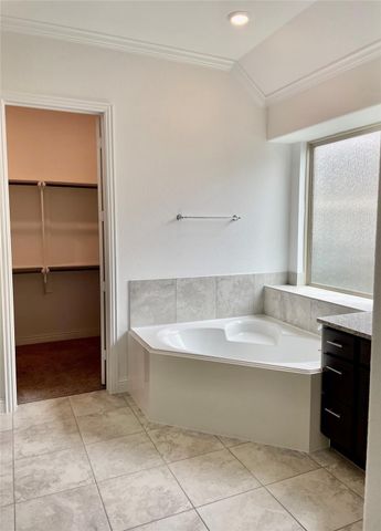 3214 Skylark Valley Trace, Kingwood, TX 77365