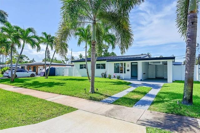 232 SW 9th Ct, Pompano Beach, FL 33060