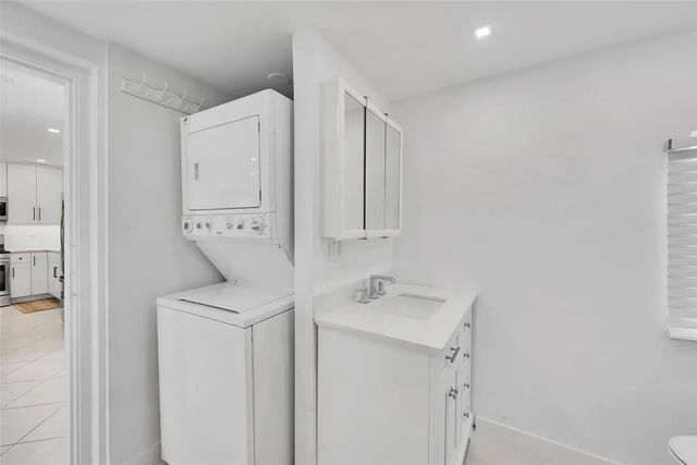 232 SW 9th Ct, Pompano Beach, FL 33060