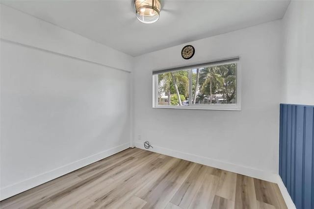 232 SW 9th Ct, Pompano Beach, FL 33060