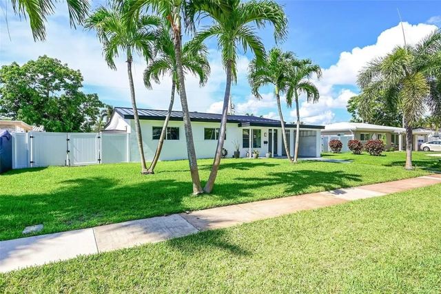 232 SW 9th Ct, Pompano Beach, FL 33060