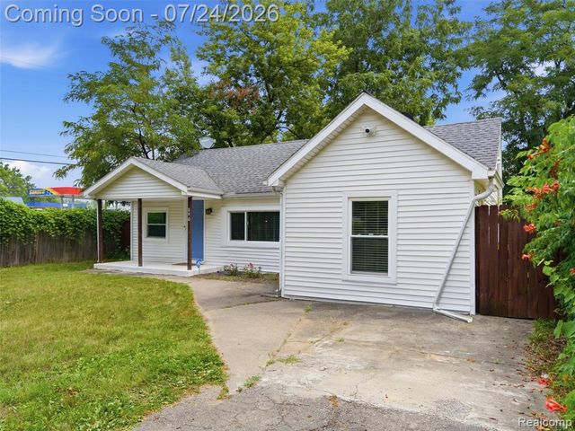 890 E Grand Boulevard, Ypsilanti, MI 48198