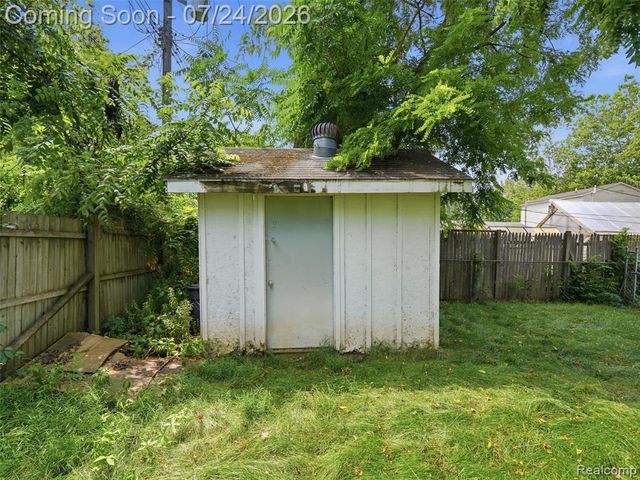 890 E Grand Boulevard, Ypsilanti, MI 48198