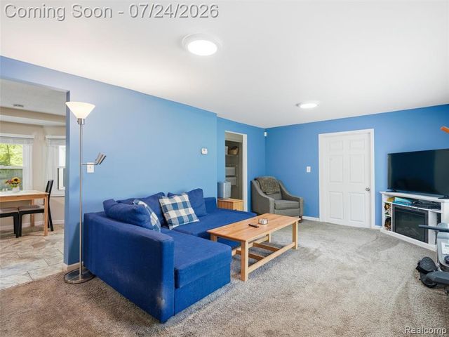 890 E Grand Boulevard, Ypsilanti, MI 48198