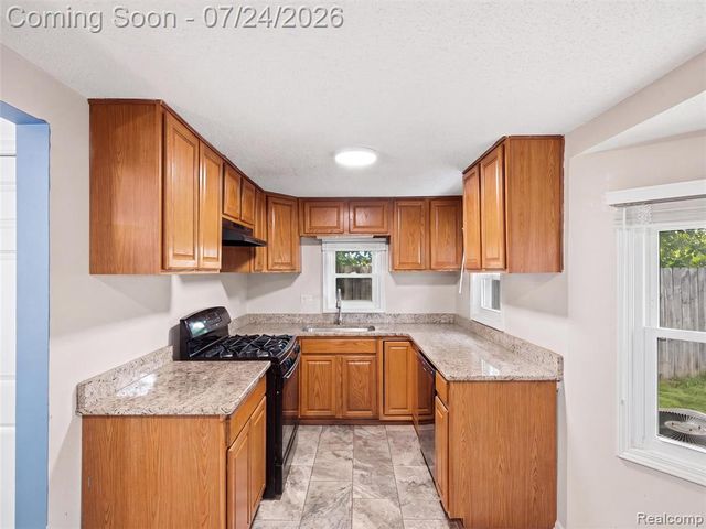 890 E Grand Boulevard, Ypsilanti, MI 48198