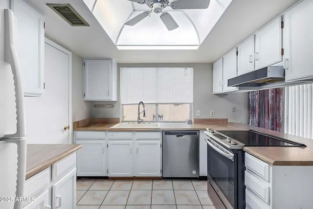 18225 N 45th Avenue, Glendale, AZ 85308