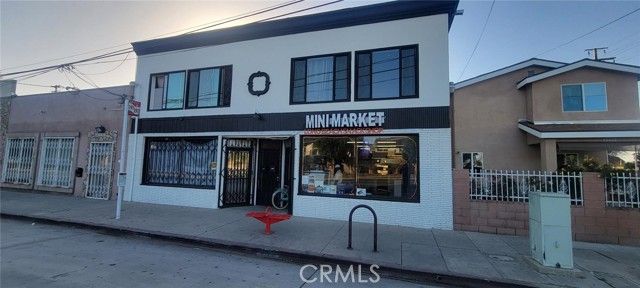 2171 Santa Fe Ave, Long Beach, CA 90810