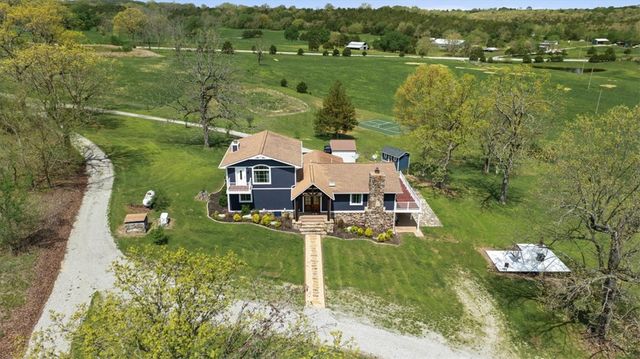 5421 Highway 143, Berryville, AR 72616