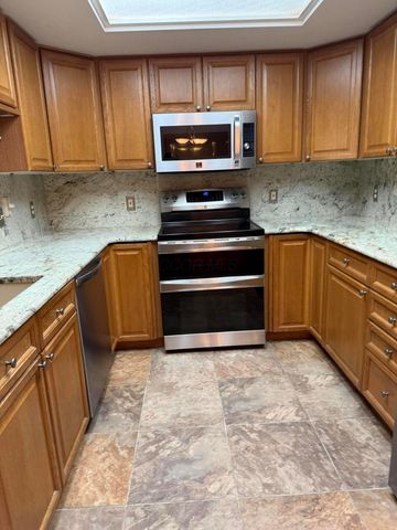 223 Dogwood Lane, Westerville, OH 43082