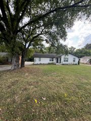 1408 Bradyville Pike, Murfreesboro, TN 37130
