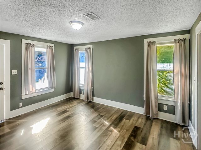 5021 Temple Street A, Savannah, GA 31405