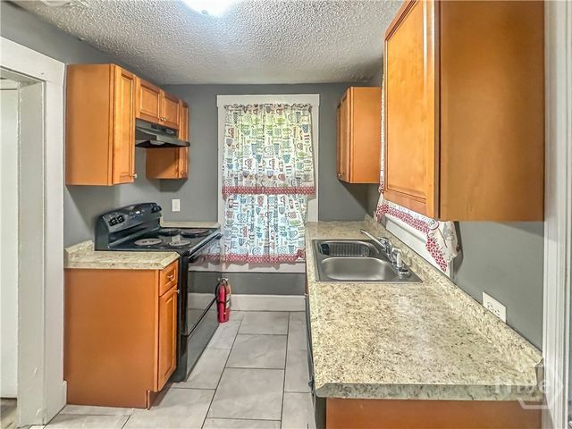 5021 Temple Street A, Savannah, GA 31405