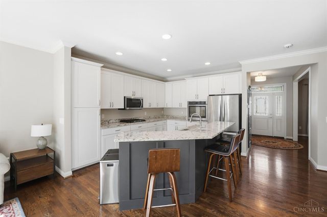9504 West Avenue, Blue Ash, OH 45242