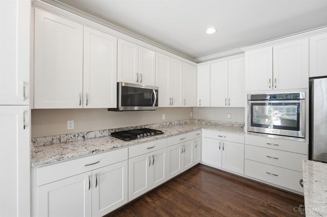 9504 West Avenue, Blue Ash, OH 45242