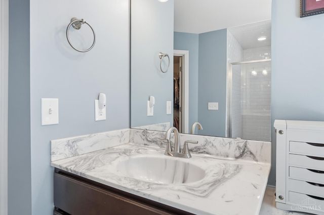 9504 West Avenue, Blue Ash, OH 45242