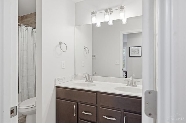 9504 West Avenue, Blue Ash, OH 45242
