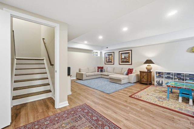 9504 West Avenue, Blue Ash, OH 45242