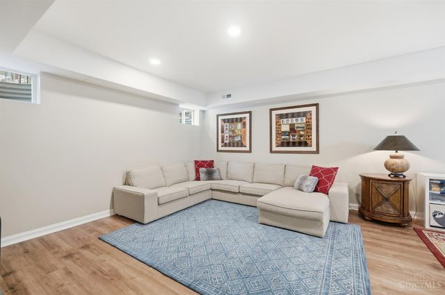 9504 West Avenue, Blue Ash, OH 45242