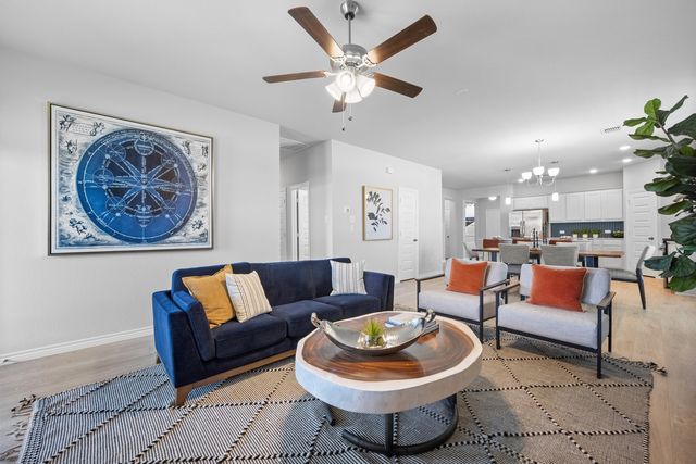 1808 Apache Circle, Cleburne, TX 76033