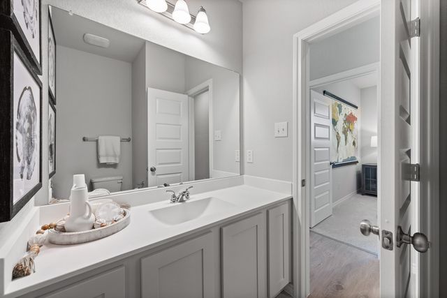 1808 Apache Circle, Cleburne, TX 76033