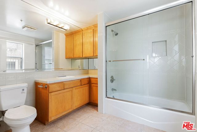 3328 OAKHURST Avenue 110, Los Angeles, CA 90034