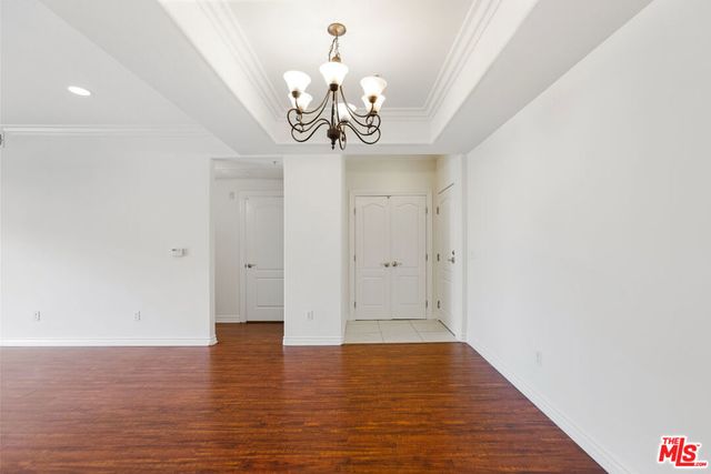 3328 OAKHURST Avenue 110, Los Angeles, CA 90034
