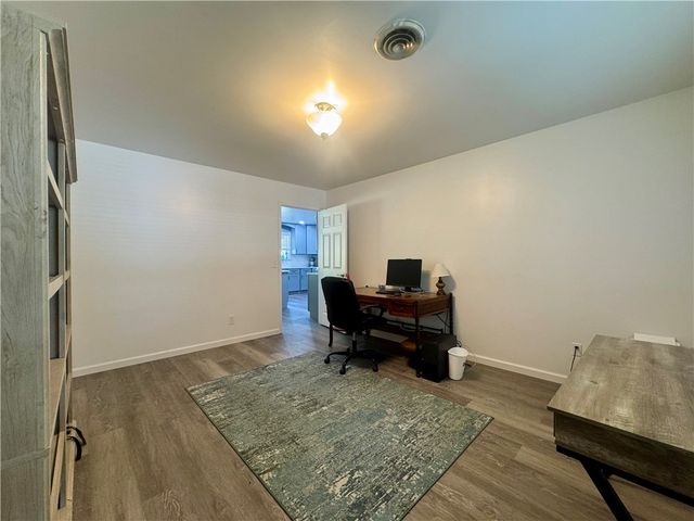 123 S Cumberland Avenue, Russellville, AR 72801