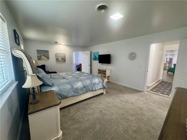 123 S Cumberland Avenue, Russellville, AR 72801