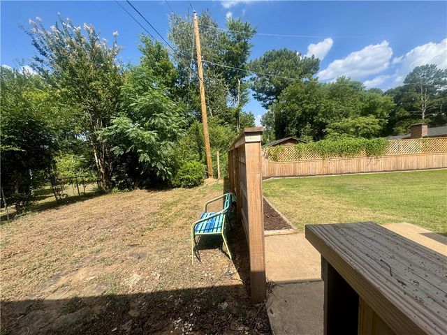 123 S Cumberland Avenue, Russellville, AR 72801