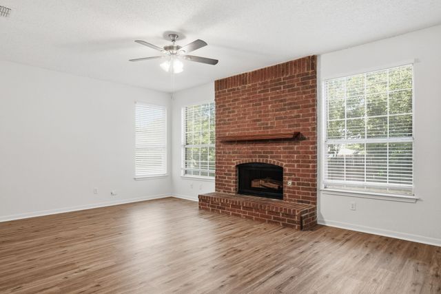 7840 Clover Leaf Drive, North Richland Hills, TX 76182