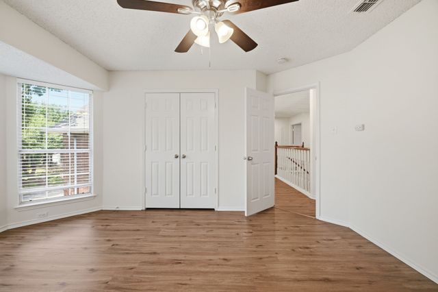 7840 Clover Leaf Drive, North Richland Hills, TX 76182