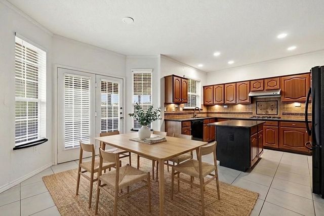7840 Clover Leaf Drive, North Richland Hills, TX 76182