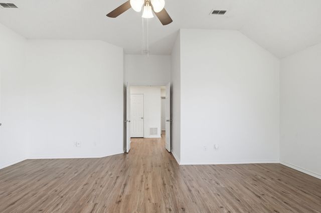 7840 Clover Leaf Drive, North Richland Hills, TX 76182