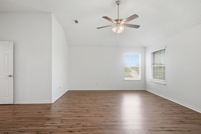 7840 Clover Leaf Drive, North Richland Hills, TX 76182