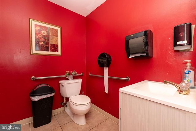 572 PORCHTOWN RD, Franklinville, NJ 08322