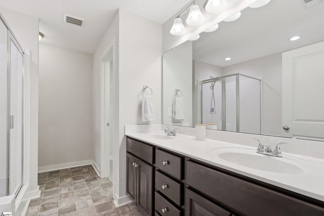 836 Stonebriar Street, Simpsonville, SC 29681