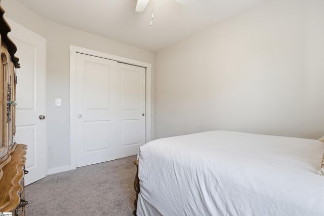 836 Stonebriar Street, Simpsonville, SC 29681