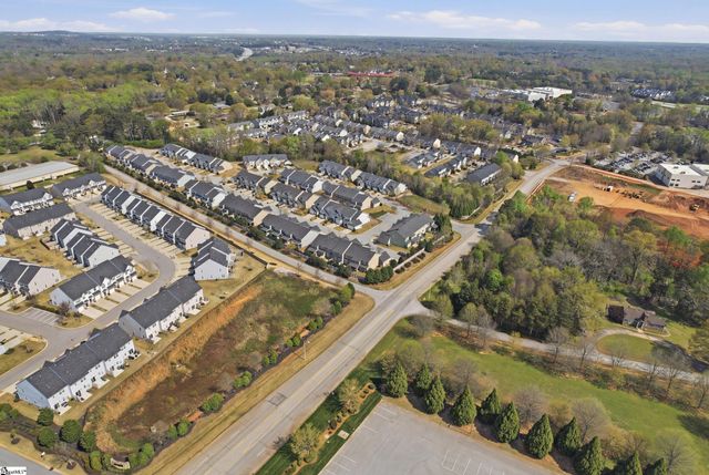 836 Stonebriar Street, Simpsonville, SC 29681