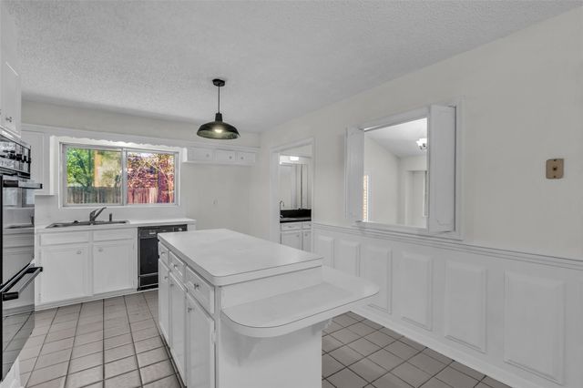 2023 Shadow Rock Drive, Kingwood, TX 77339