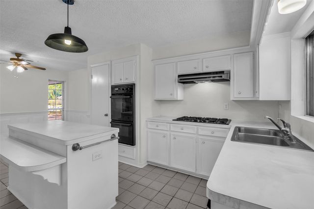2023 Shadow Rock Drive, Kingwood, TX 77339