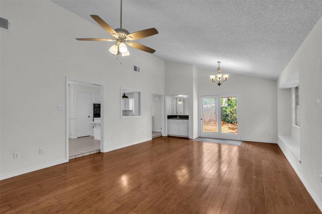 2023 Shadow Rock Drive, Kingwood, TX 77339