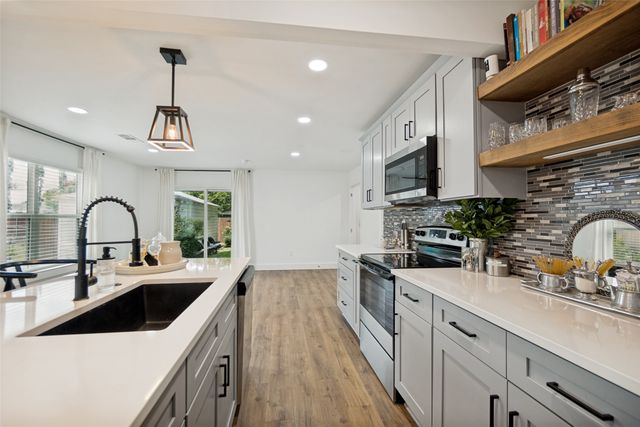10229 San Juan Avenue, Dallas, TX 75228