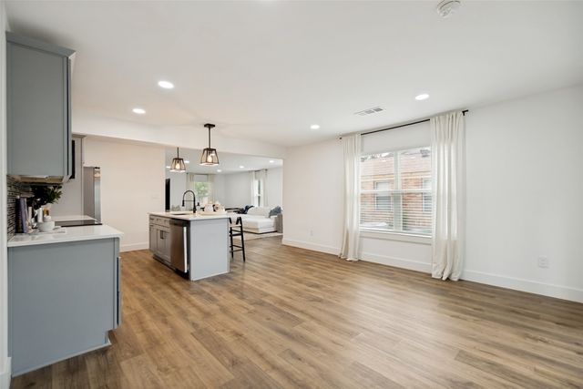 10229 San Juan Avenue, Dallas, TX 75228