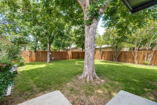 10229 San Juan Avenue, Dallas, TX 75228