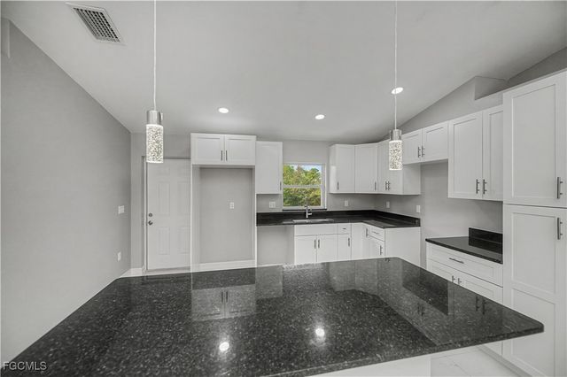 6203 Hob CT, Labelle, FL 33935