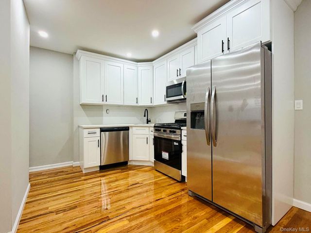 2938 Bouck Avenue, Bronx, NY 10469