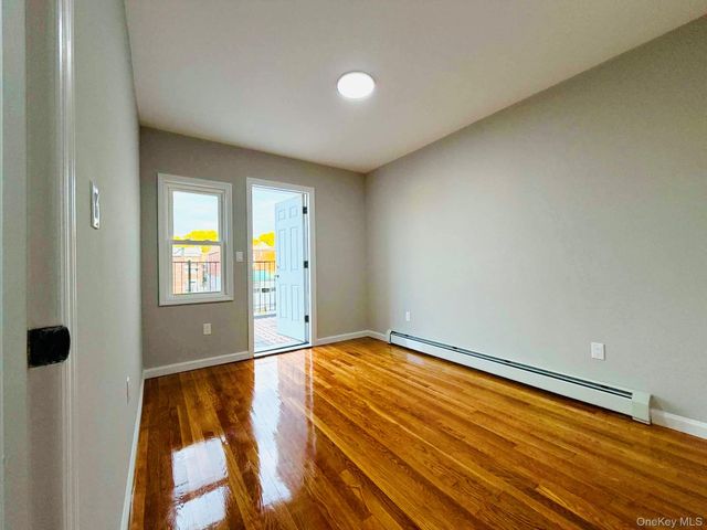 2938 Bouck Avenue, Bronx, NY 10469